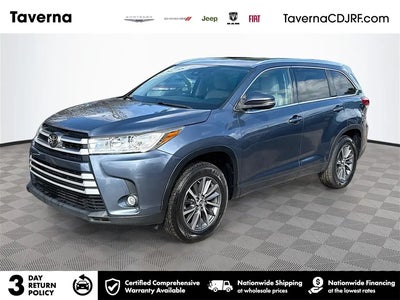 Photo of a 2017 Toyota Highlander XLE 4DR SUV for sale