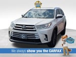 2019 Highlander Thumbnail 1