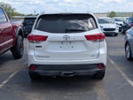 2019 Highlander Thumbnail 6