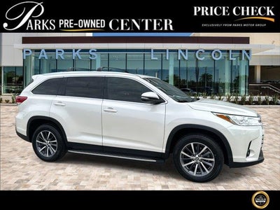 2019 Toyota Highlander XLE 4DR SUV