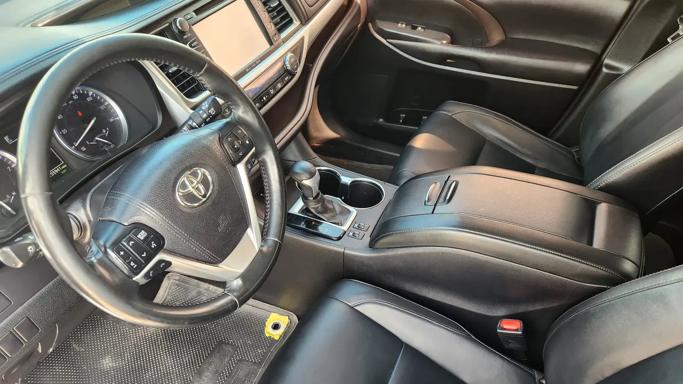 2017 Toyota Highlander SE
