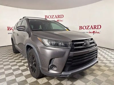 2019 Toyota Highlander SE 4DR SUV