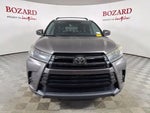 2019 Highlander Thumbnail 2