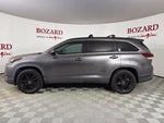 2019 Highlander Thumbnail 7