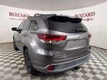 2019 Highlander Thumbnail 9