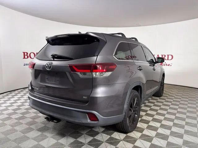 2019 Toyota Highlander - $17,000