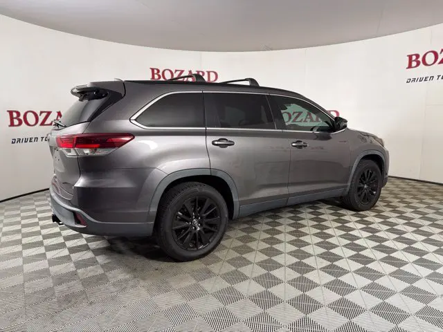 2019 Toyota Highlander - $17,000