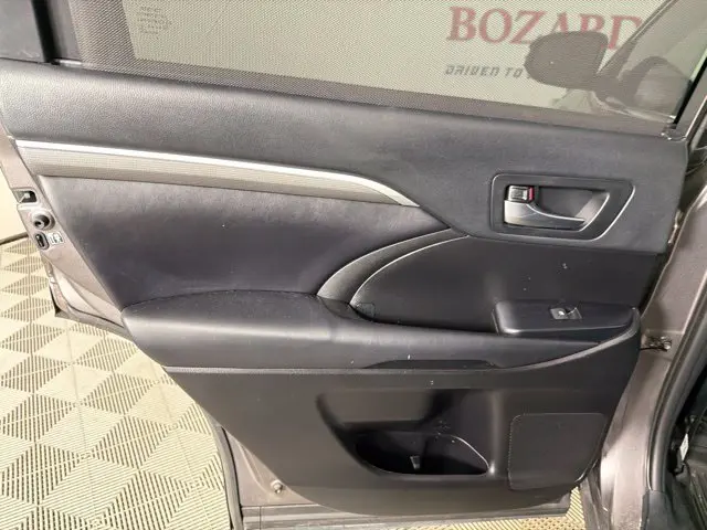 2019 Toyota Highlander - $17,000