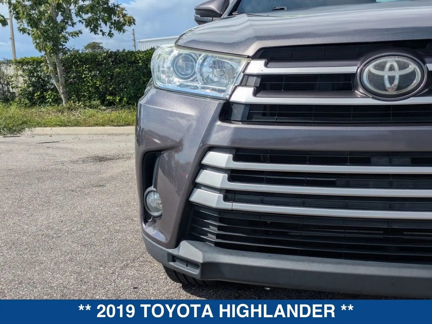 2019 Toyota Highlander - $25,899