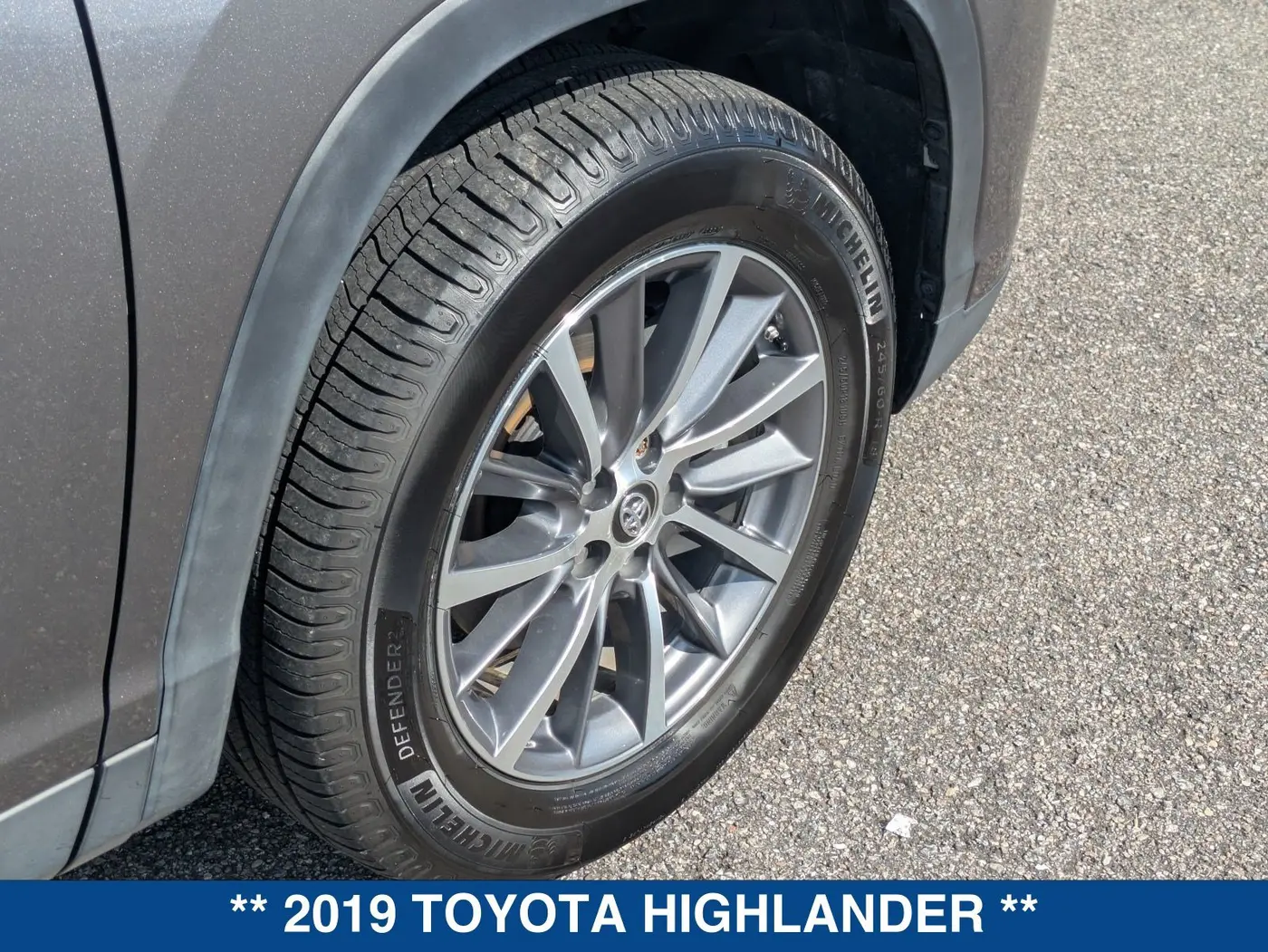 2019 Toyota Highlander - $25,899