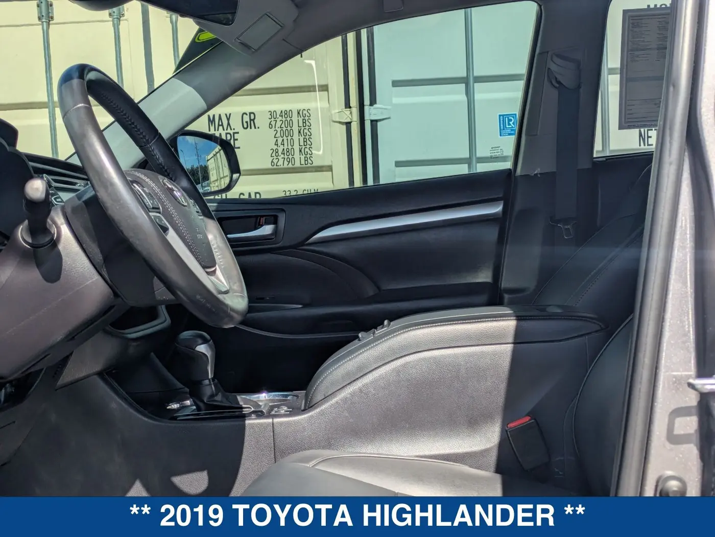 2019 Toyota Highlander - $25,899