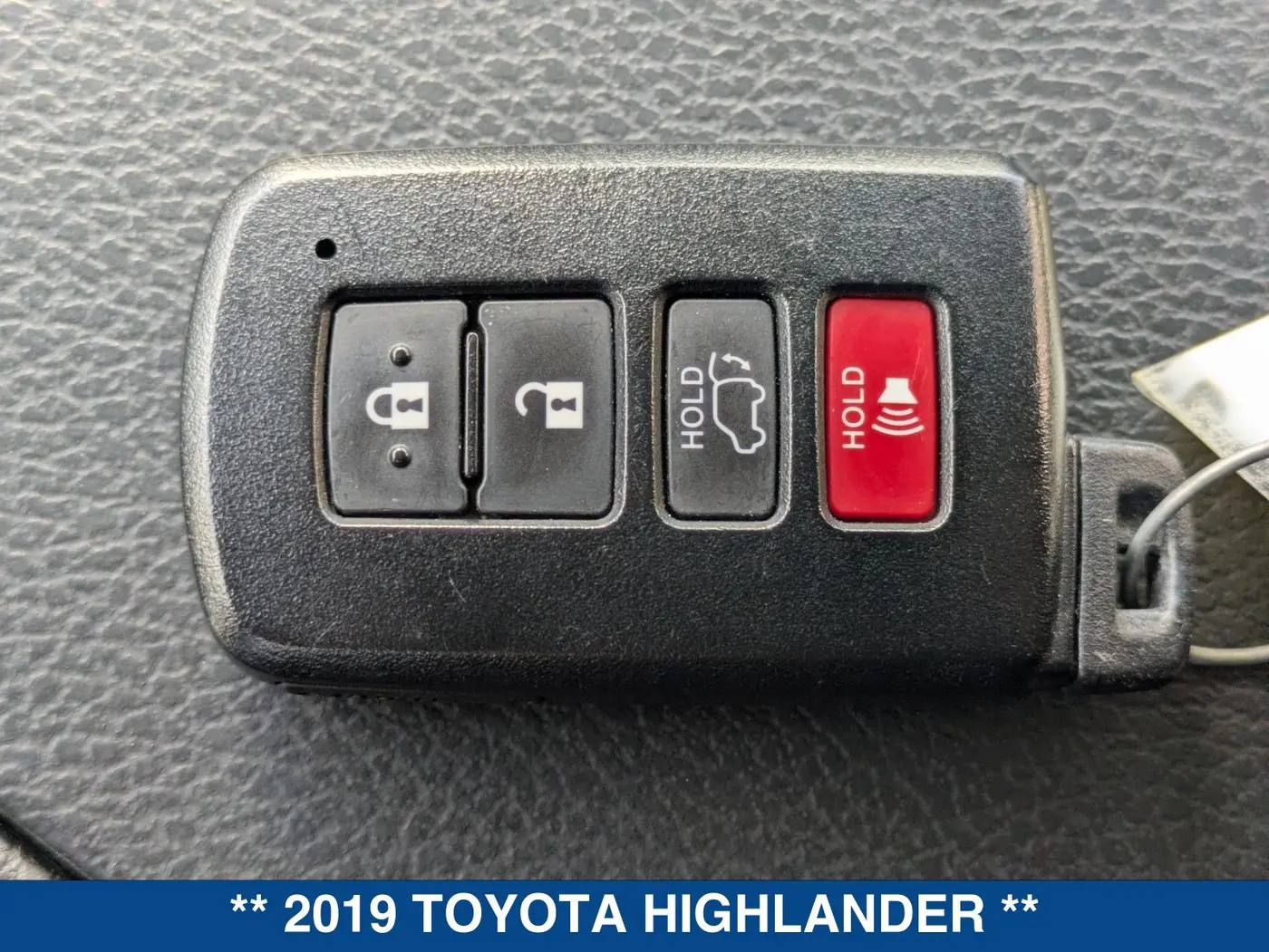 2019 Toyota Highlander - $25,899