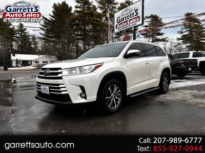 Photo of a 2017 Toyota Highlander XLE 4DR SUV for sale