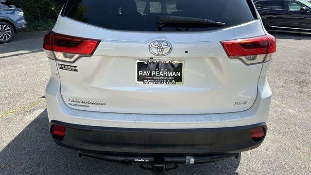 2018 Toyota Highlander SE