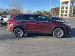 2019 Highlander Thumbnail 5