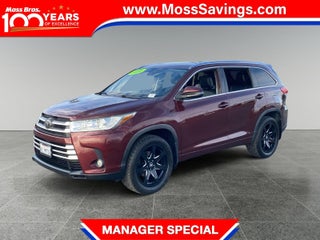2018 Toyota Highlander with Ooh La La Rouge Mica Exterior