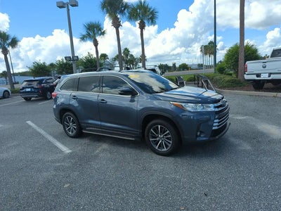 2017 Toyota Highlander XLE 4DR SUV