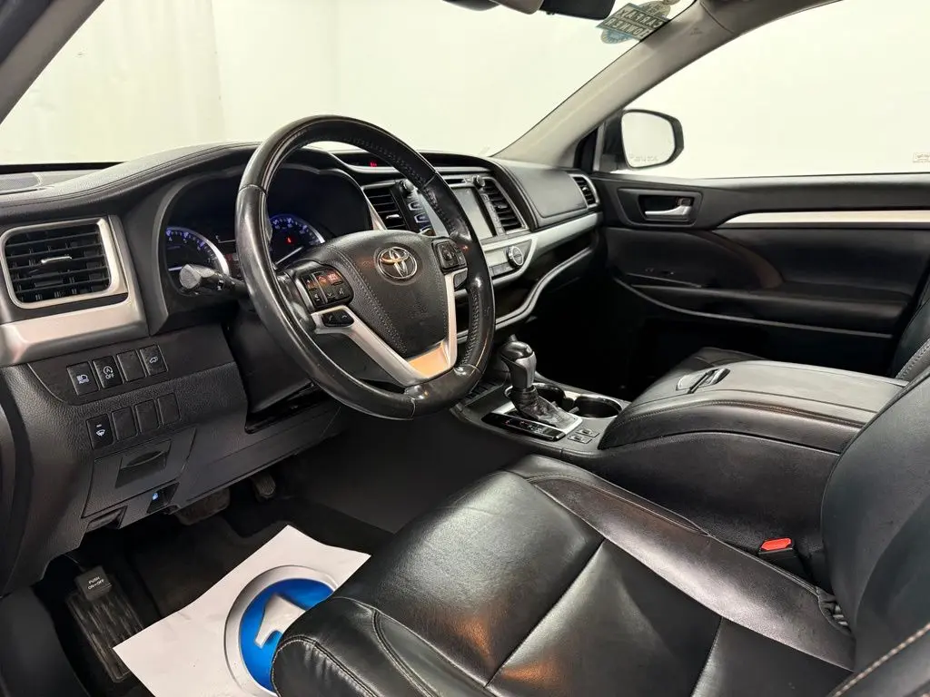 2018 Toyota Highlander - $12,975