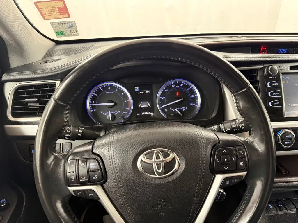 2018 Toyota Highlander - $12,975