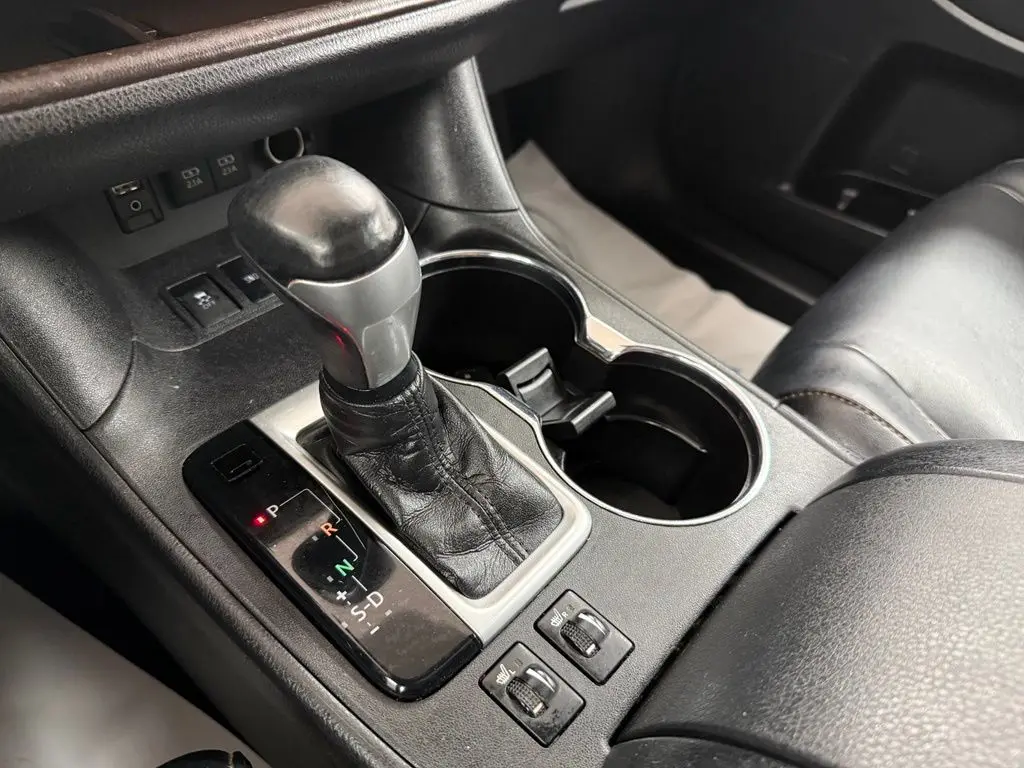 2018 Toyota Highlander - $12,975