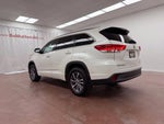 2018 Highlander Thumbnail 4