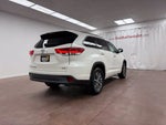 2018 Highlander Thumbnail 6
