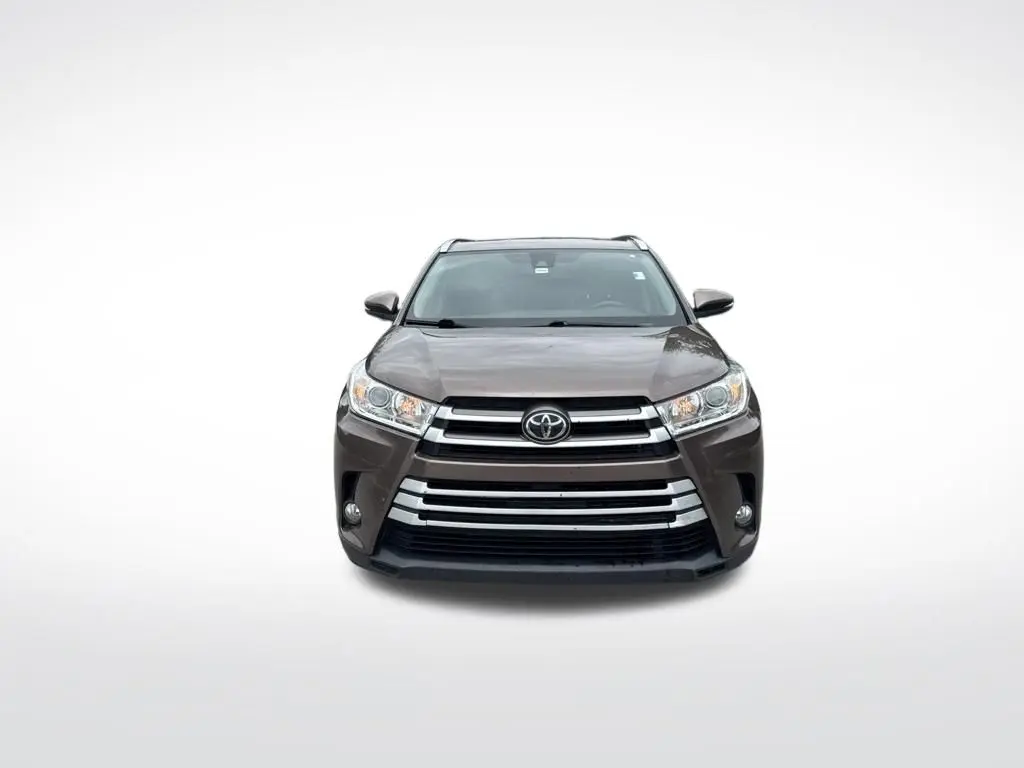 2019 Toyota Highlander - $17,781