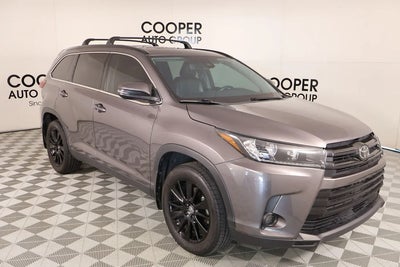 2019 Toyota Highlander SE 4DR SUV