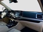 2017 Highlander Thumbnail 33