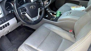 2017 Toyota Highlander SE