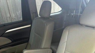 2017 Toyota Highlander SE