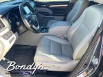 2019 Highlander Thumbnail 10