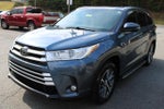 2019 Highlander Thumbnail 7