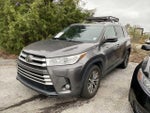 2019 Highlander Thumbnail 4