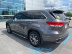2019 Highlander Thumbnail 2