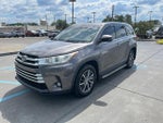 2019 Highlander Thumbnail 3