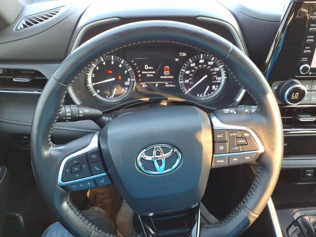 2021 Toyota Highlander - $25,500