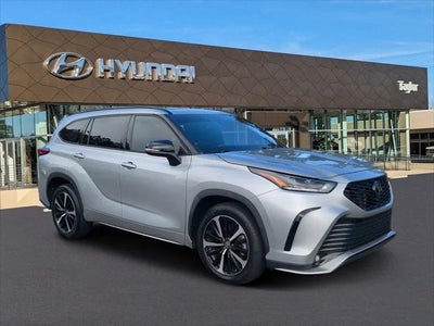 2022 Toyota Highlander XSE 4DR SUV
