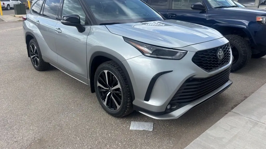 Preowned 2022 Toyota Highlander XSE for Sale