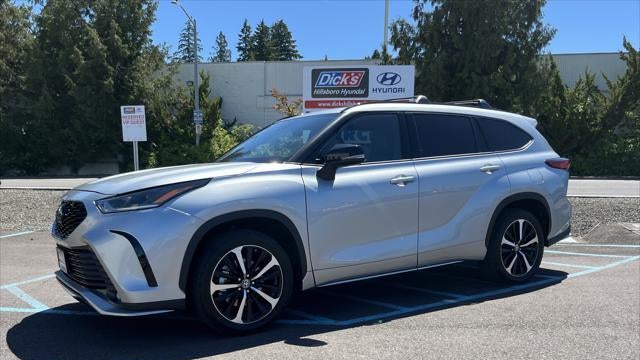 Preowned 2022 Toyota Highlander XSE for Sale