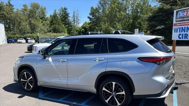 2022 Toyota Highlander XSE