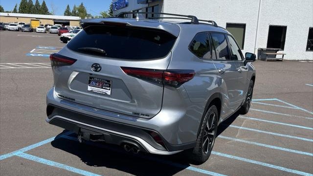 2022 Toyota Highlander XSE