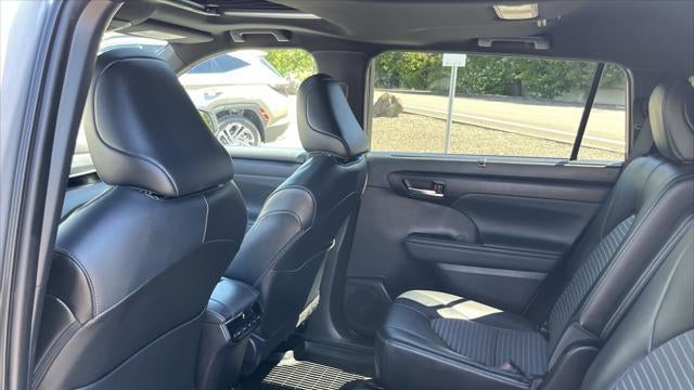 2022 Toyota Highlander XSE