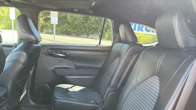 2022 Toyota Highlander XSE