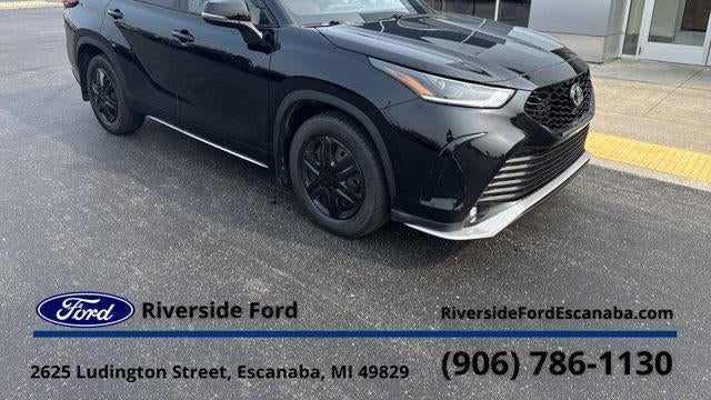 2022 Toyota Highlander XSE