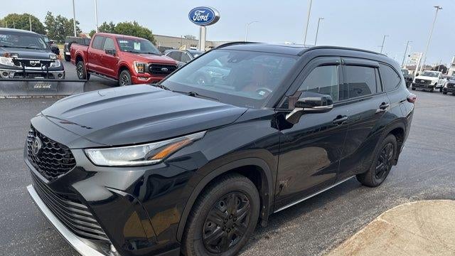 2022 Toyota Highlander XSE