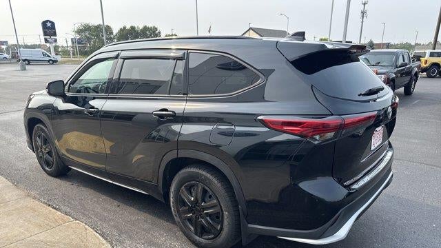 2022 Toyota Highlander XSE