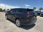 2025 Highlander Hybrid Thumbnail 5