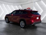 2023 Highlander Hybrid Thumbnail 10