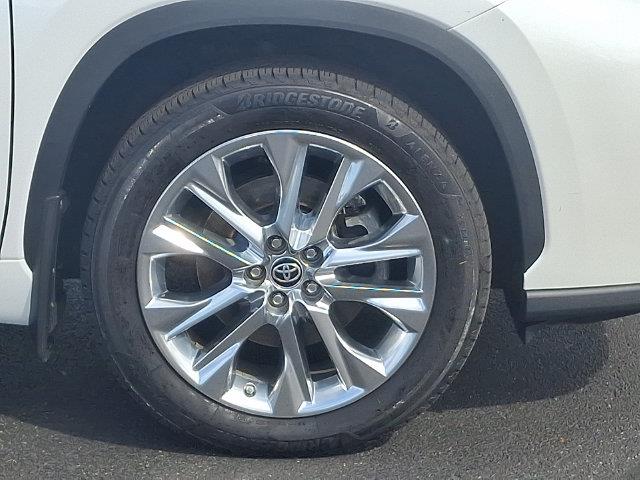 2023 Toyota Highlander - $41,500